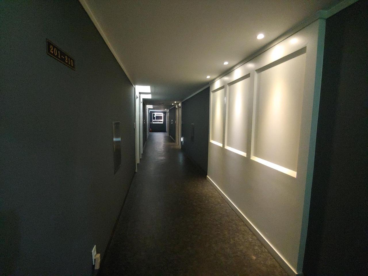 Gallery Hotel Bnb Jeju Ngoại thất bức ảnh